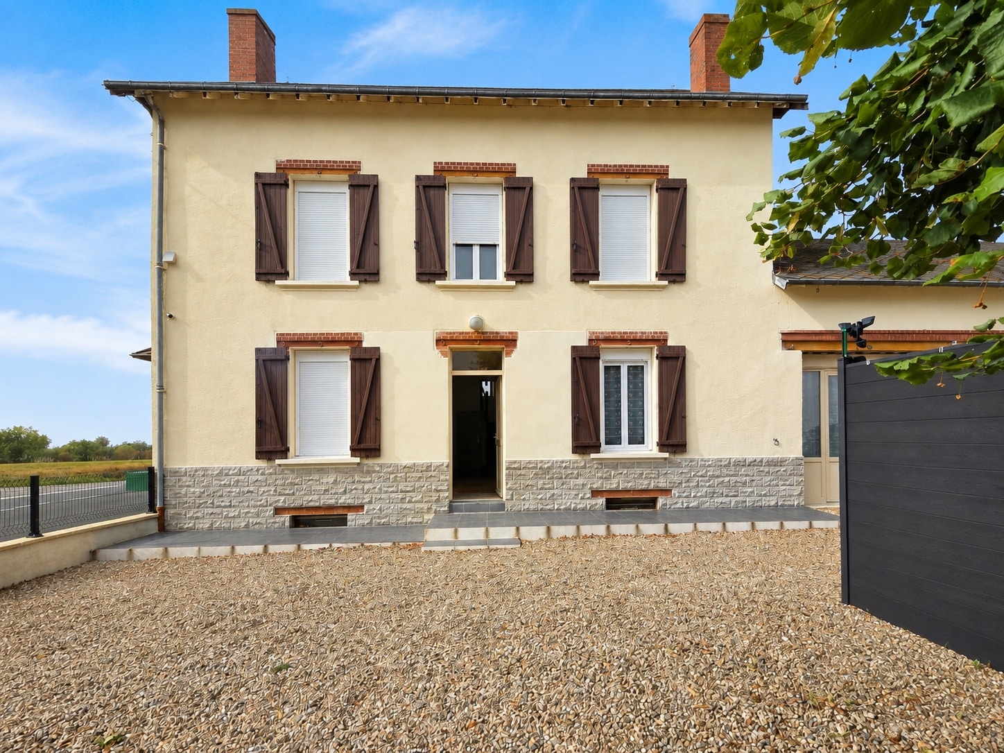 La_jarrige_exterieur_2